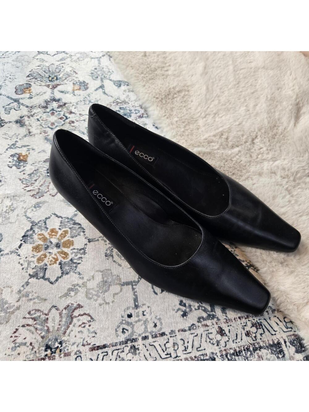 Ecco Black Heeled Shoe Women Casual Fancy Heel Women EU 40 - Picture 4 of 10